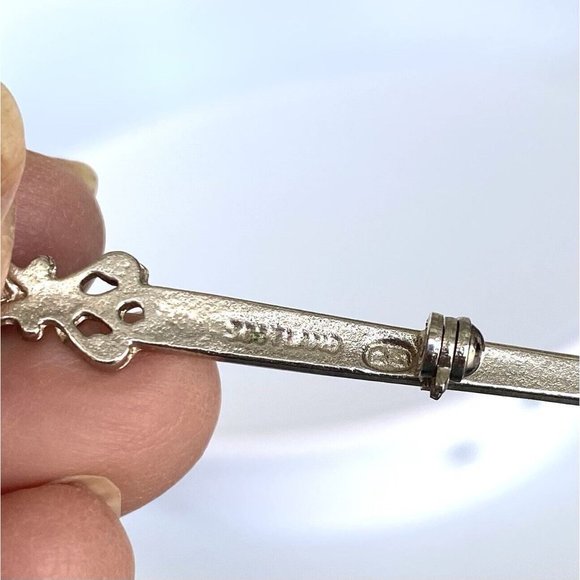 Scotland Silvertone Large Purple Stone Kilt Shawl Pin Sword Crown...143 - Picture 8 of 10